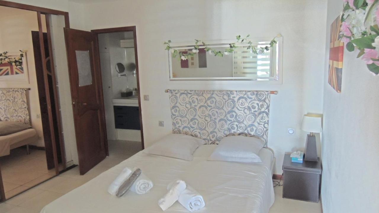 Acci Cannes Marina Bagian luar foto