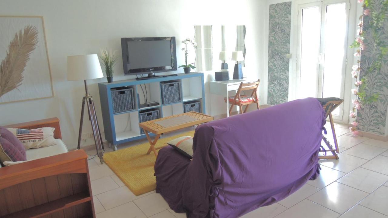 Acci Cannes Marina Bagian luar foto