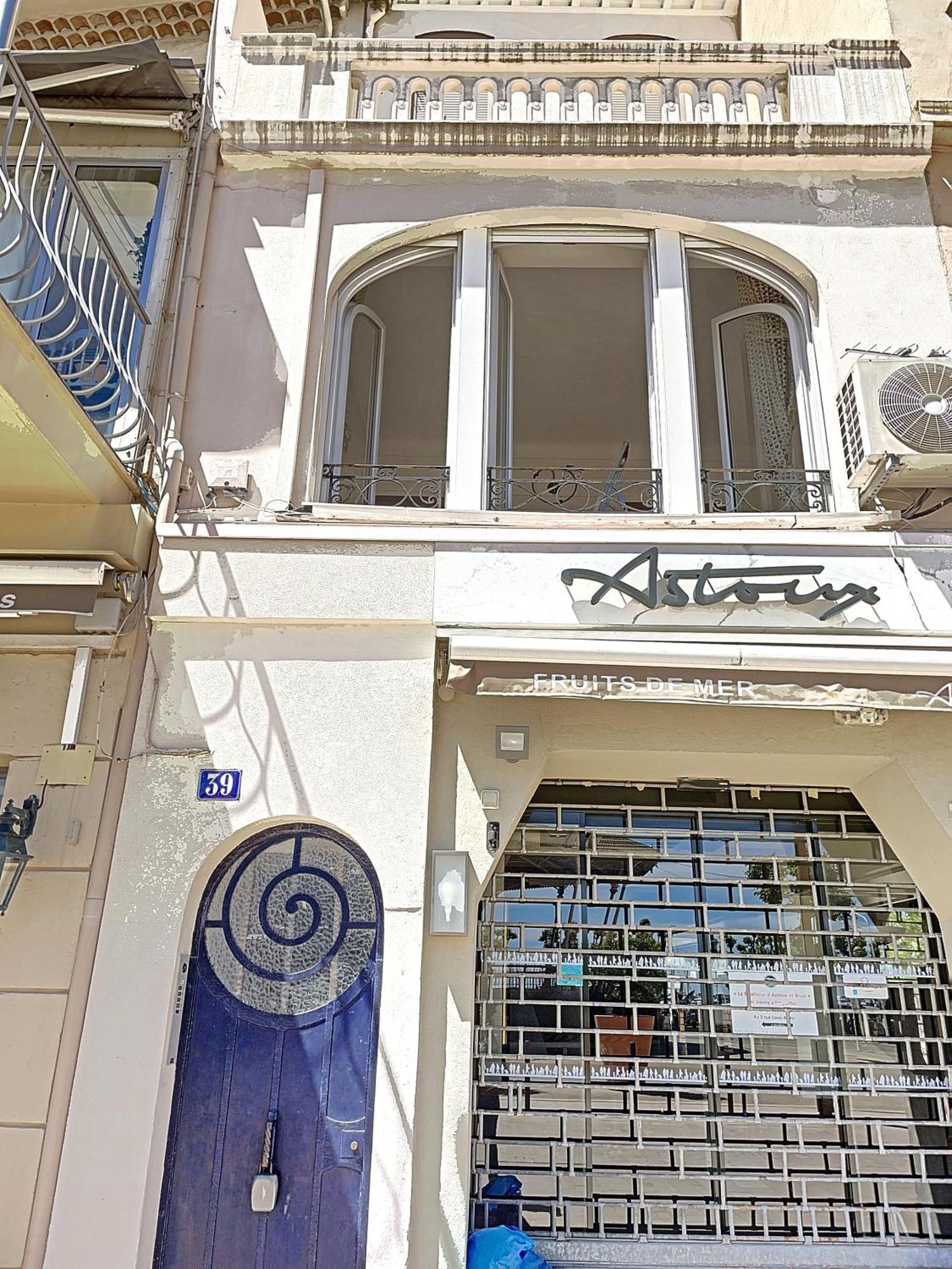 Acci Cannes Marina Bagian luar foto